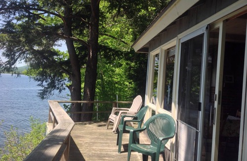 Hebron Cottage | Romantic Hideaway on Scenic Newfound Lake