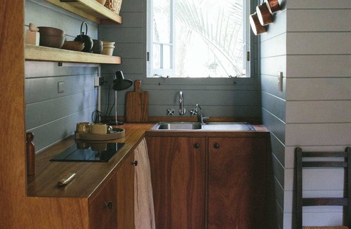 Goonengerry House | Romantic Hinterland Escape l Firepit & Views