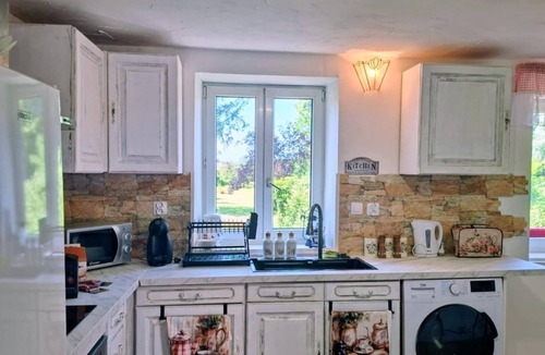 Pfaffenhoffen House | Romantic house by the river