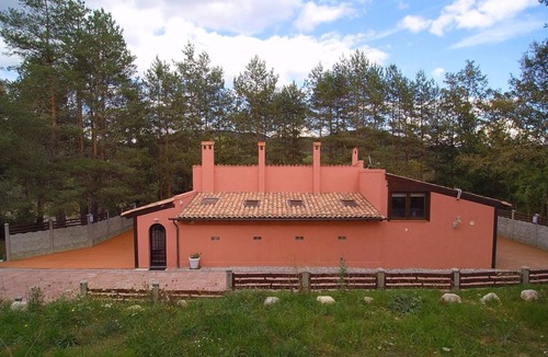 Saint-Pierre Villa | Romantic-Huntinglodge-en-Provence *