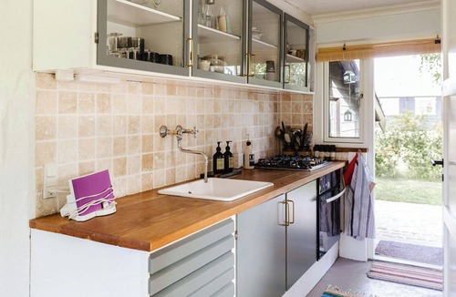 Maribo House | Romantic island cottage in cosy style near beach
