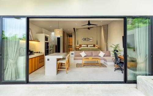 Sei Pinang House | Romantic Jungle Escape with Private Pool Villa
