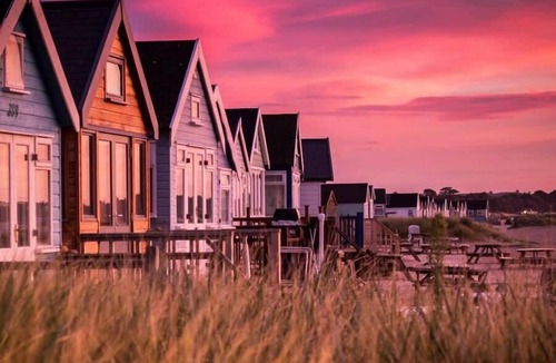 West Cliff Apartment | Romantic King Apt w/Sea View, Free Gym & Parking