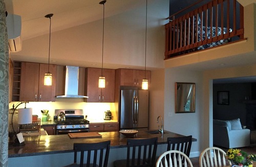 Malletts Bay House | Romantic Lakefront Accommodation with Mountain Views on Lake Champlain in Vermont