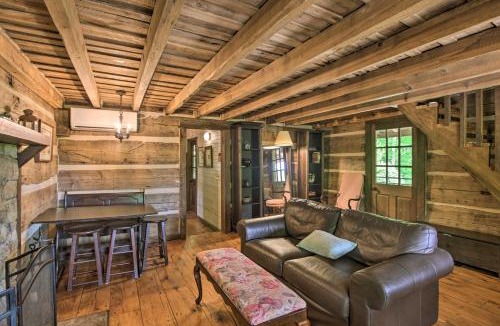 Faber House | Romantic Log Cabin Escape on Delfosse Winery!