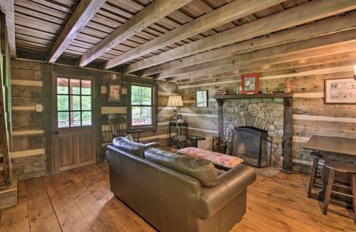 Faber House | Romantic Log Cabin Escape on Delfosse Winery!