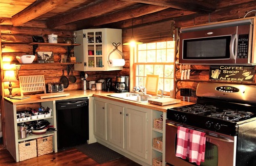 Jackson Cabin | Romantic Log Cabin in Jackson NH