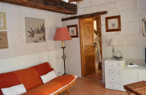 Brion House | Romantic Loire Hideaway