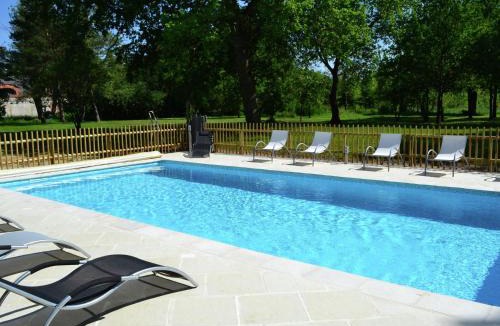 Brion House | Romantic Loire Hideaway