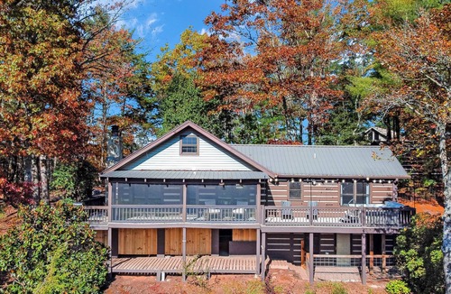 Hidden Lake Cabin | Romantic Modern Cabin w/Mountain Views, Hot Tub, Pet-Friendly & EV Charger