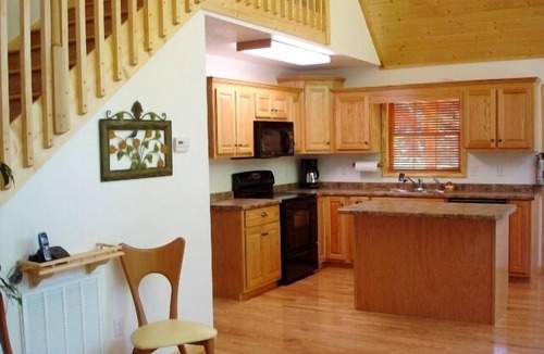 Murphy Ski Chalet | Romantic Mountain Chalet with Stream & Gazebo