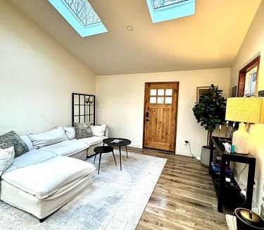 Gouldsboro House | Romantic Mountainside Cozy Cabin Poconos