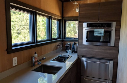 Santa Venetia Condo | Romantic Mtn Studio - Pool, Sauna, Views!