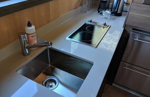 Santa Venetia Condo | Romantic Mtn Studio - Pool, Sauna, Views!