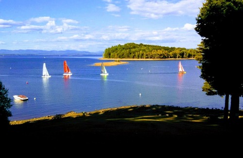 Gloversville Apartment | - Romantic or Special occasion Getaway for two w/Mountain and Lake Views.