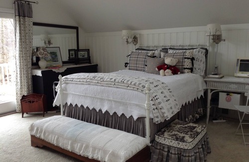 Willoughby Other | Romantic Park-Like Setting