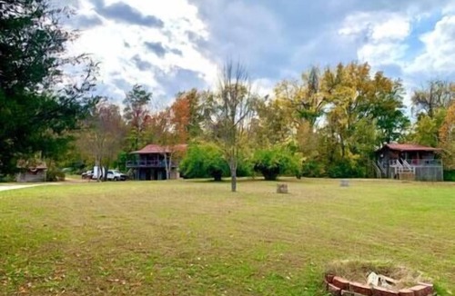Norfork Cabin | Romantic Peaceful Getaway Cabin w/Hot Tub