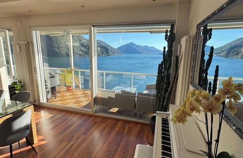 Bigogno Apartment | Romantic penthouse with panoramic lake view