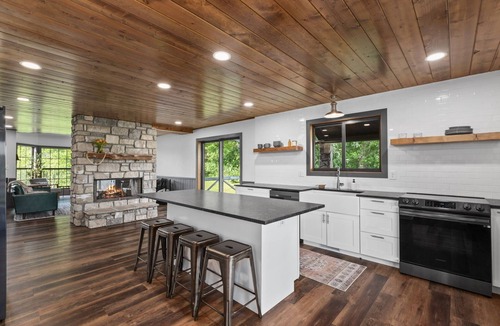 Farmington Cabin | Romantic renovated country cabin with views.