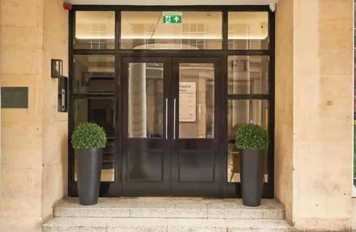 Bath City Centre Apartment | Romantic Retreat - Abbey views