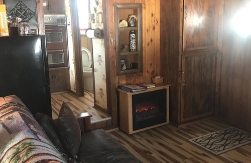Logansport Cabin | Romantic Riverfront Cabins on the Wabash River