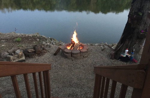 Logansport Cabin | Romantic Riverfront Cabins on the Wabash River