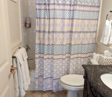 Edgecomb Apartment | Romantic riverside Sheepscot Harbour Studio #308