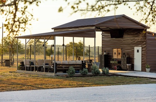Valley Mills RV Rental | Romantic Riverside Glamping Under the Stars