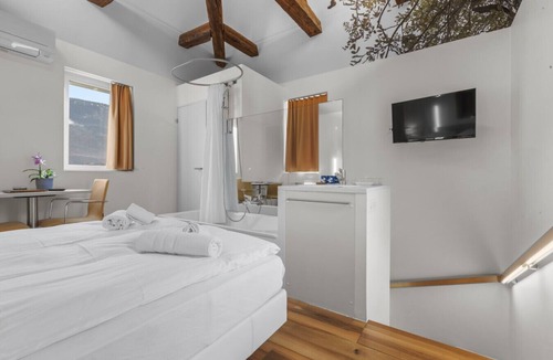Sierre Hotel | Romantic room in the heart of Sierre