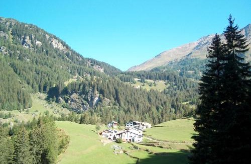 Poschiavo House | Romantic standalone 5 room cottage in Valposchiavo