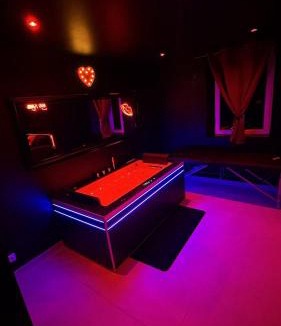 Amilly House | Romantic stay