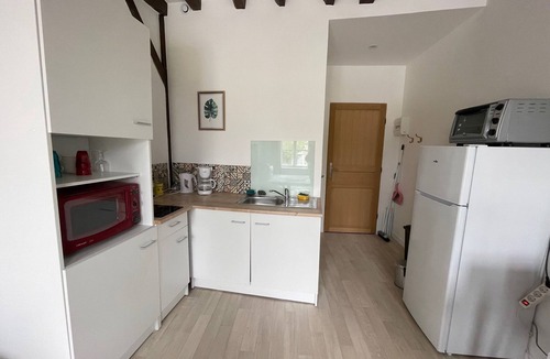 Saint-Jean-de-Vaux Apartment | Romantic studio in Burgundy