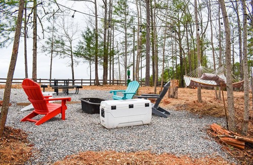 Clarks Hill House | Romantic Treehouse Paradise