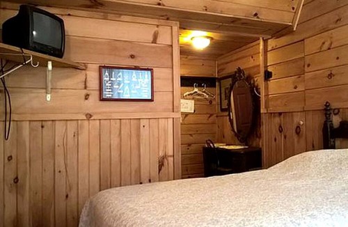 Richfield Springs House | Romantic Vacation Rental with Lake Views near Cooperstown, New York