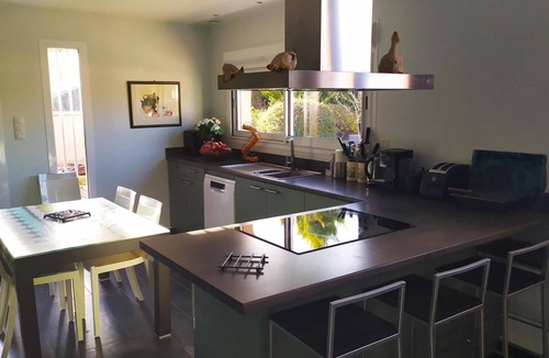 Fillols Villa | Romantic villa with mountain views