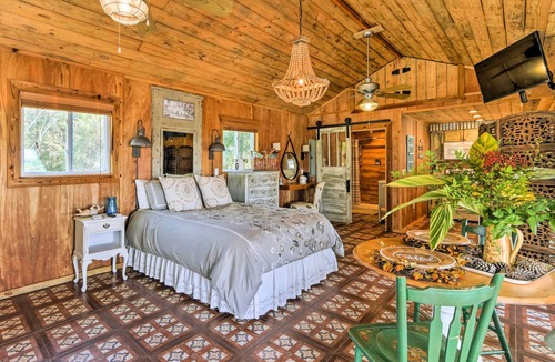 Midway Apartment | Romantic Waterfront Getaway in Midway, GA!