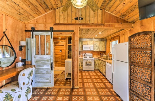 Midway Apartment | Romantic Waterfront Getaway in Midway, GA!