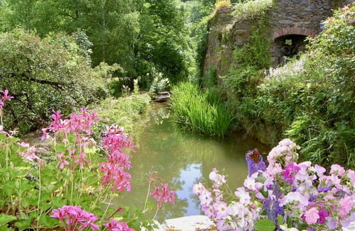 Requista House | Romantic watermill in idyllic setting