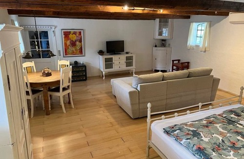 Bovense House | Romantisk og Rummelig Suite i Landlige Omgivelser
