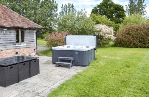 Abbess Roding House | Romden Barn