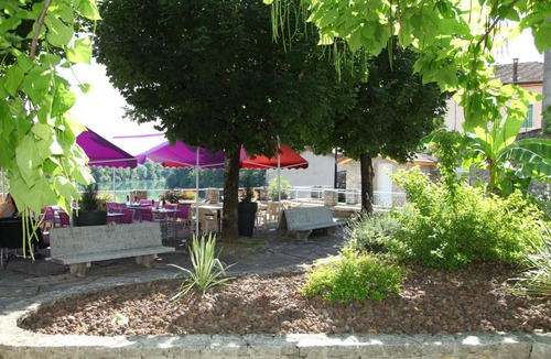 Saint-Nazaire-en-Royans Hotel | Rome