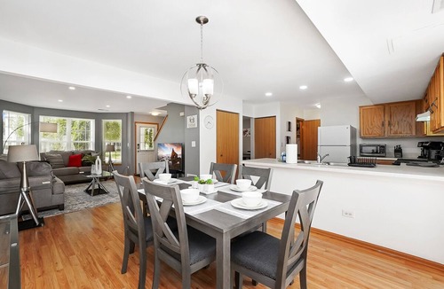 Romeoville House | Romeoville Rental - Harmony