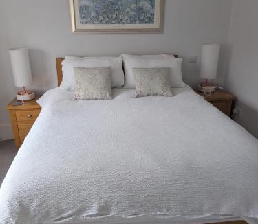 Romsey Bed & Breakfast | Romsey Brewery House - circa 1893