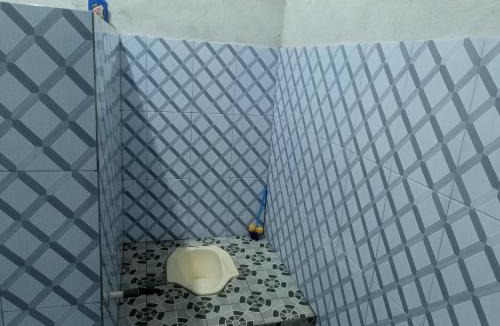 Kecamatan Pringgarata House | Ron's Guesthouse