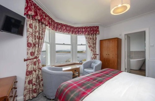 Connel House | Ronebhal B&B