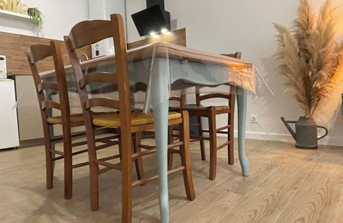 Montoire-sur-le-Loir Apartment | Ronsard along the Loir