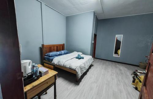 Kampung Nail House | ROO STAy TOK WAN 1