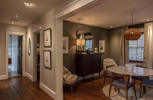 Thomas Square House | Roof Terrace Oasis