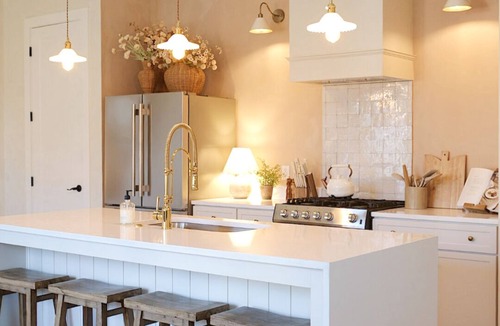 Buena Vista House | Rooftop Fire pit King SmartTVs Washer/Dryer 6min to Broadway 3min to Germantown