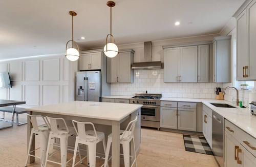 Edgehill House | Rooftop Fun! Walk to the Gulch/12st S nr Broadway!